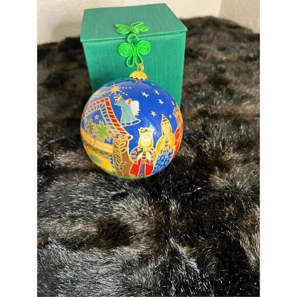 Li Bien Christmas Ornament 3 Wiseman Nativity Handpainted Box - Picture 1 of 7